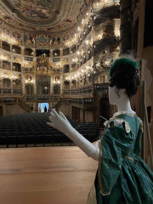 Oper Blick in das Opernhaus Bayreuth